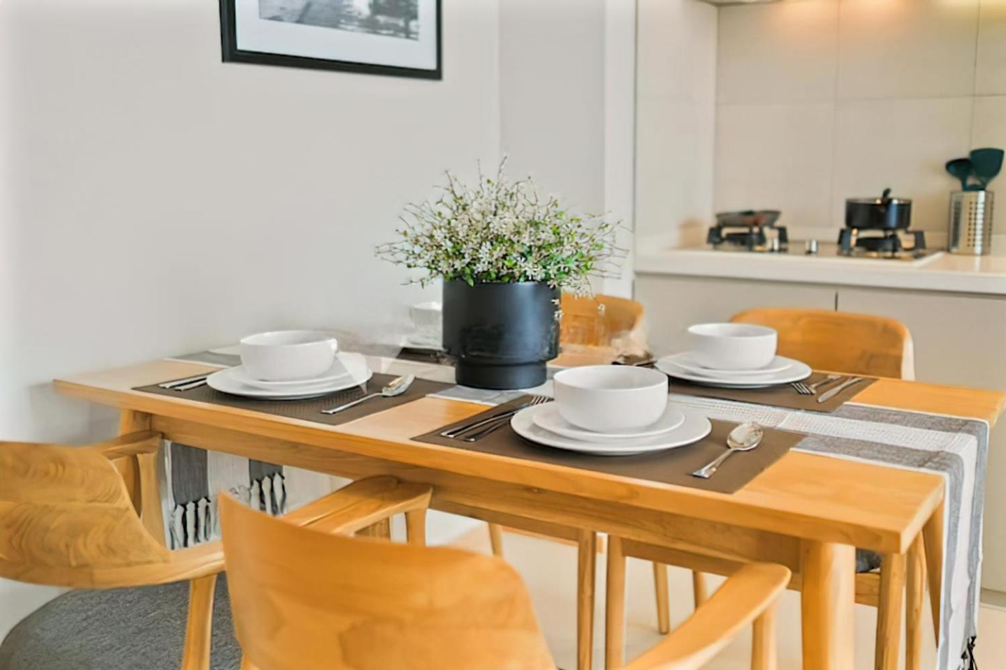 Samara By Emily In Apartemen *